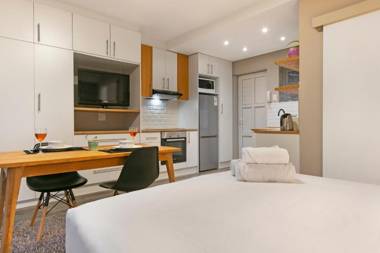 Greenpark Studio by HostAgents