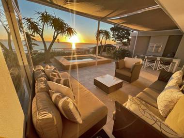 Sunset Bay Villa - Camps Bay