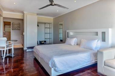 A second floor studio with sweeping panoramic views