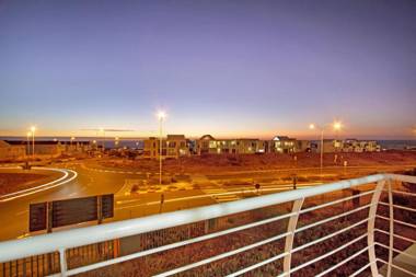 Dolphin Ridge 108 by HostAgents