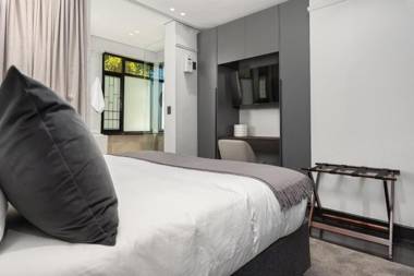 One Calais Luxury Apartments