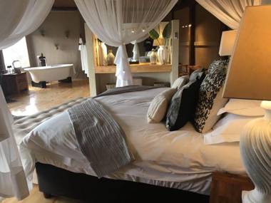 Bush Lodge – Amakhala Game Reserve