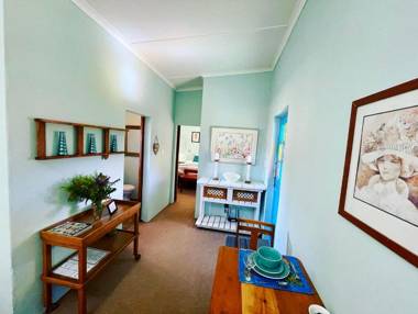 Blue Cow Barn - Boutique Farm