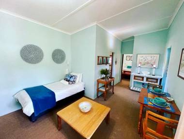 Blue Cow Barn - Boutique Farm