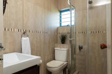 Santorini Kallisti 7 (Family Only)