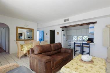 Santorini Thira 24 Family Only