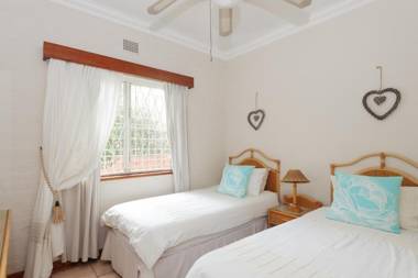 Palm View - Family Only - Adults and Children 18 and under