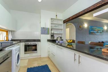 Santorini Kallisti 21 - Max 4 adults and 2 children - Family Only