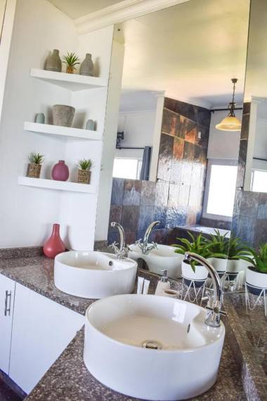 Santorini Guesthouse