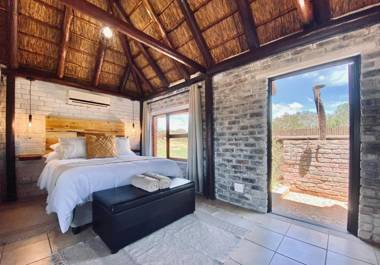 Charihandra Game Lodge