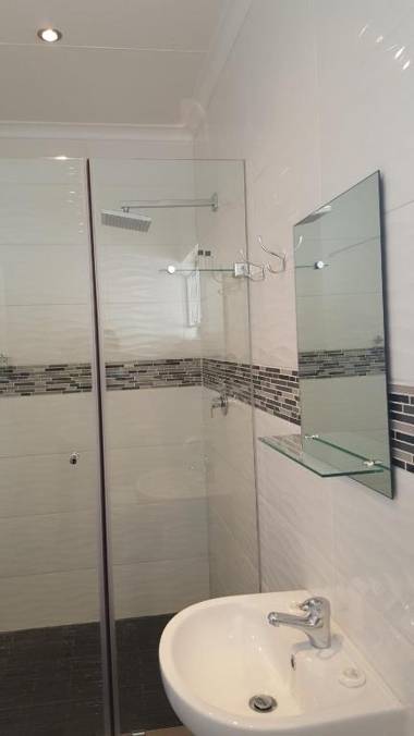 8 Ibis Lane Guest House