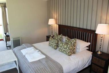 Midlands Forest Lodge