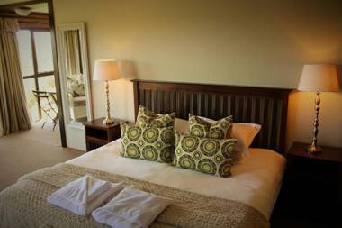 Midlands Forest Lodge