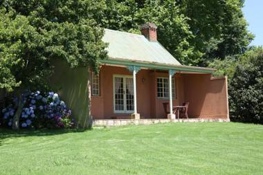 Halliwell Country Inn