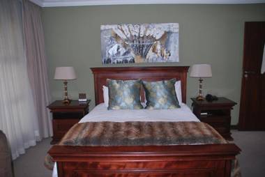 Sunninghill Guest Lodges