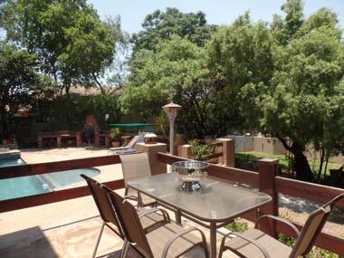 Sandton Hotel Apartments Guesthouse & B&B