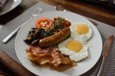 Elegant Lodge & Conference Center