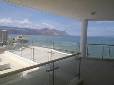 1501 Hibernian Towers Luxury Self Catering Apartment