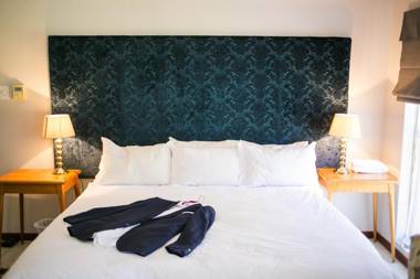 The Habit Guesthouse