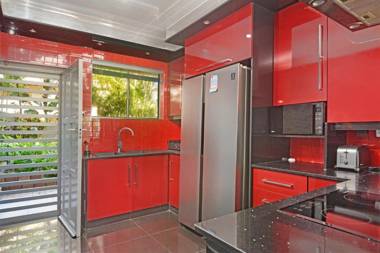 Camarque 85 by HostAgents