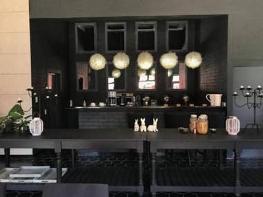 Ruby Rose Countryhouse