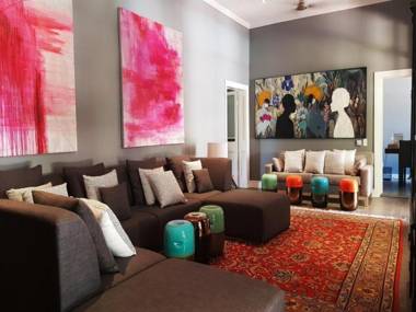 Ruby Rose Countryhouse