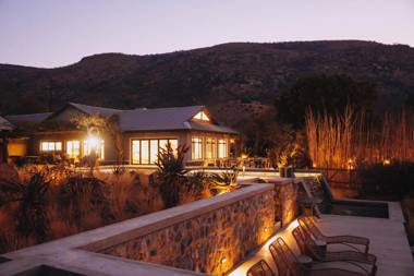 Valley Lodge - Babanango Game Reserve