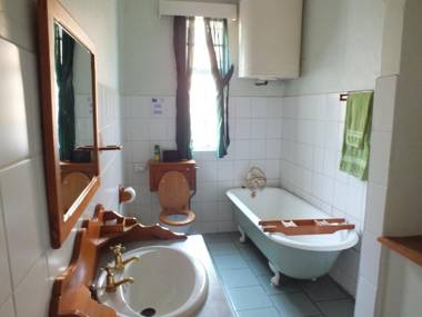 Ashtonville Terraces Guesthouse