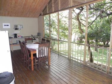 Hippo Water Front Lodge