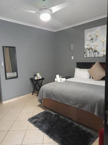 Nongoma Lodge & Inn CC