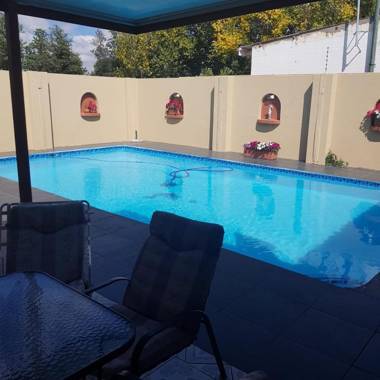 Jolani 2 Guest House