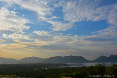 La Montagne Guest Lodge