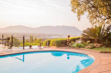 La Montagne Guest Lodge