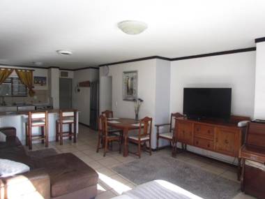 Santini Lace Self Catering Unit