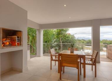 Sunrise Bay Self Catering
