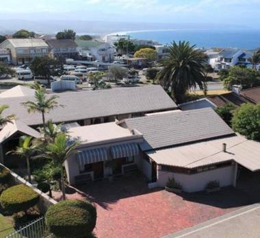 Dolphin Circle Bed and Breakfast