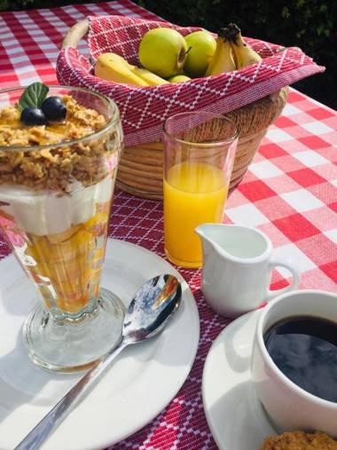 Dolphin Circle Bed and Breakfast