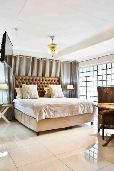 Accommodation @ Van's