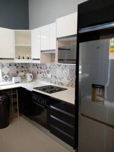 2 bedrooms house in heart of Kalundu