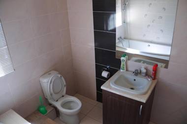 Grey Oak Holiday House