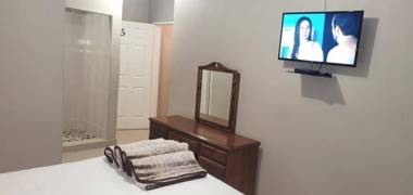 The Graceland Guesthouse