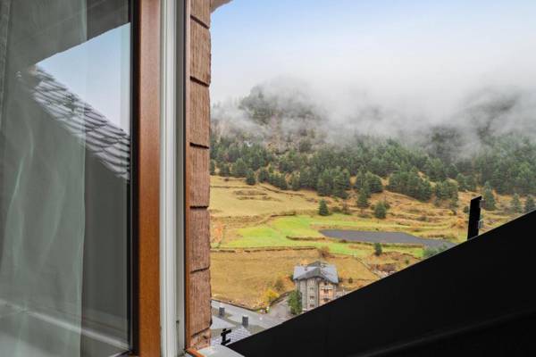 Studio at Arinsal 100 m away from the slopes with wifi