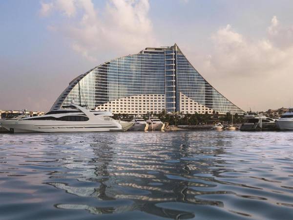 Jumeirah Beach Hotel