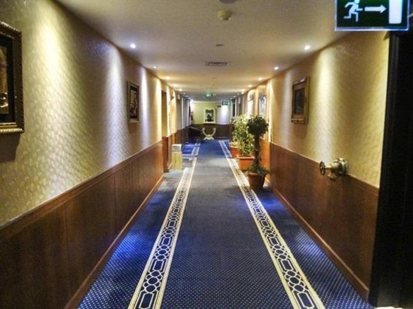 Dubai Palm Hotel