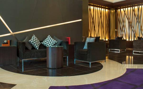 Le Meridien Mina Seyahi Beach Resort & Waterpark