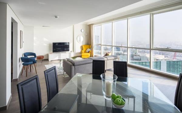 Frank Porter - Al Bateen Residence