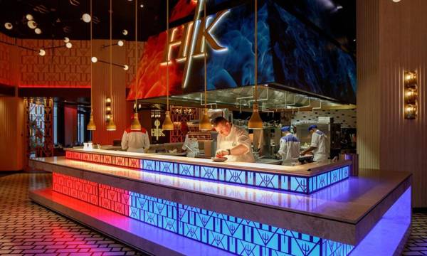 Caesars Palace Bluewaters Dubai