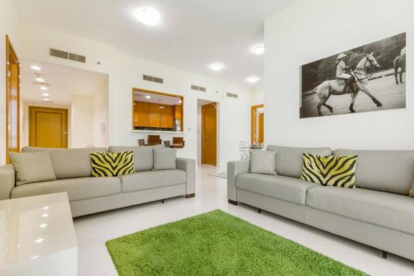 2BR Beautiful Apt with Ocean Palm & Atlantis View