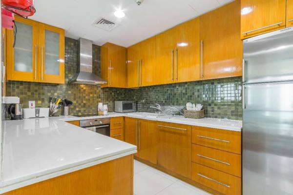 2BR Beautiful Apt with Ocean Palm & Atlantis View