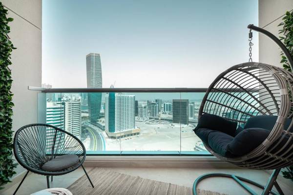 Charming apt. with views in Business Bay